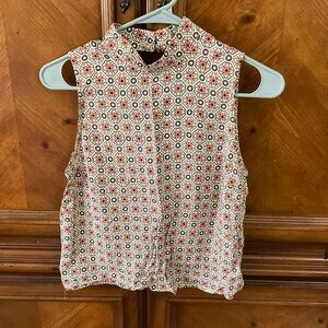 Ecote Sleeveless mock neck Print Top